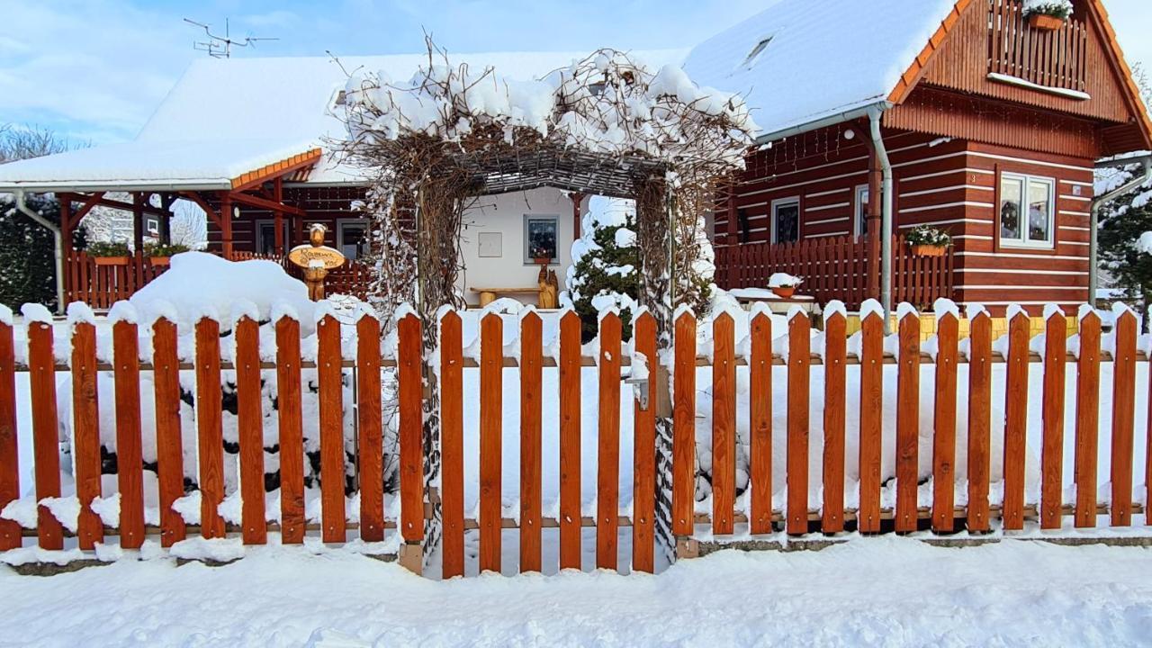 Вилла Roubenka Rozkos Нове-Место-над-Метуйи Экстерьер фото