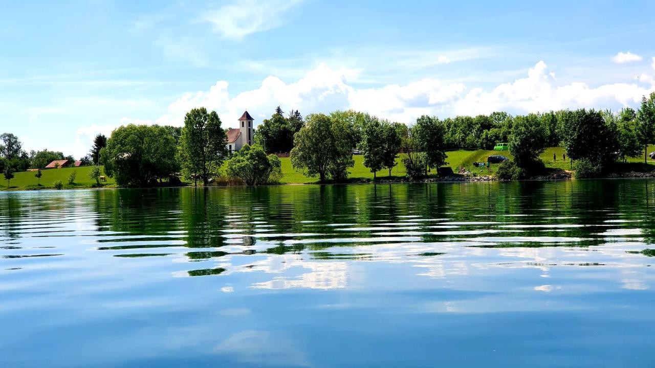 Вилла Roubenka Rozkos Нове-Место-над-Метуйи Экстерьер фото